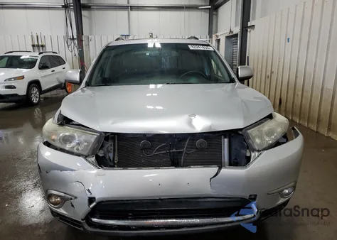 2012 Toyota Highlander Base z USA, uszkodzony, nr VIN 5TDBK3EH0CS165390